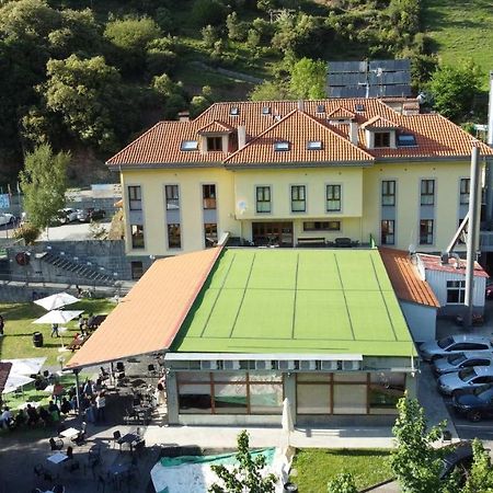 Hotel Santa Cristina Пола-де-Лена Екстер'єр фото