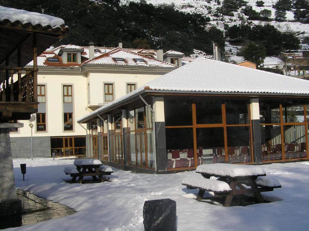Hotel Santa Cristina Пола-де-Лена Екстер'єр фото