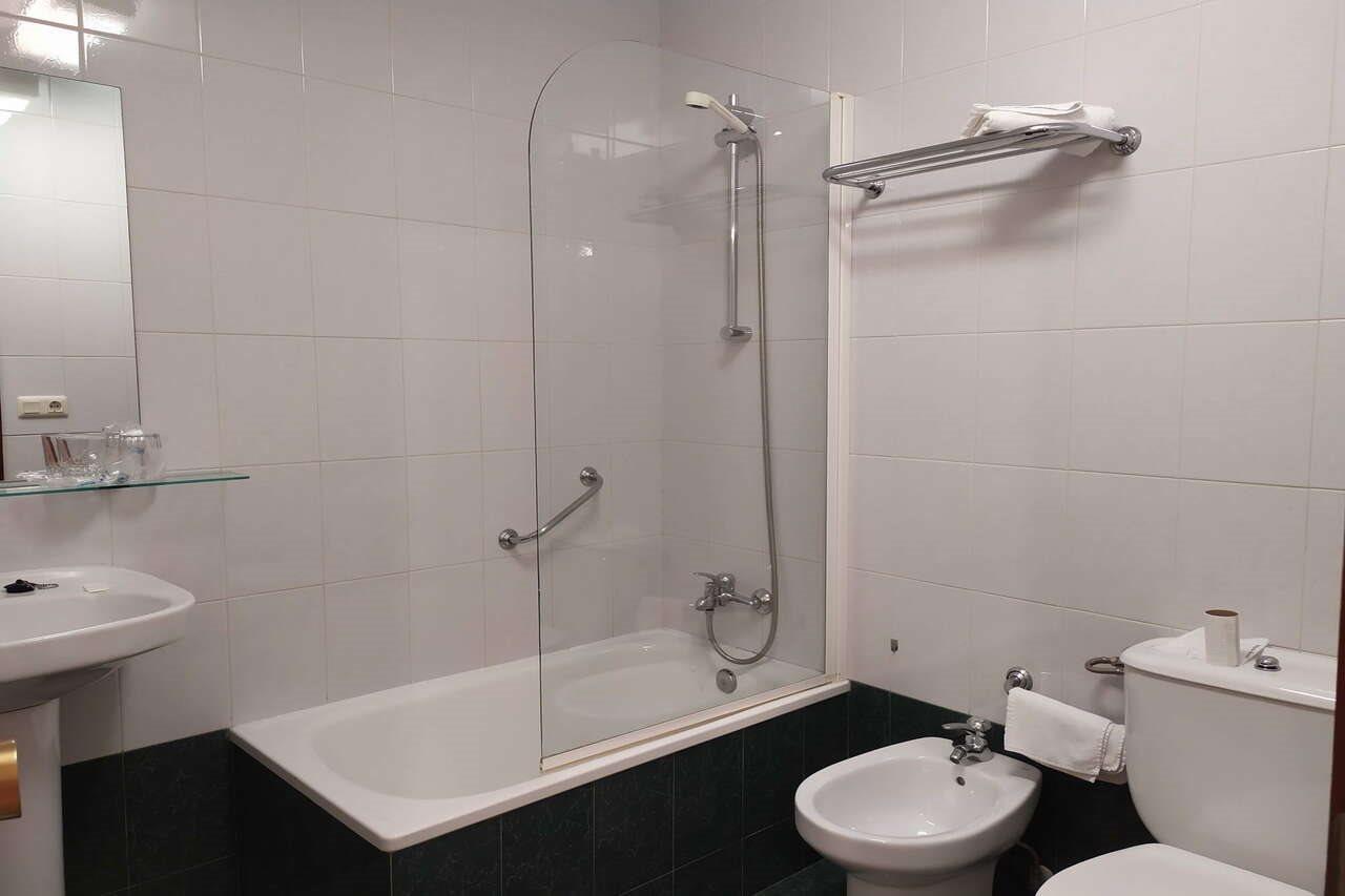Hotel Santa Cristina Пола-де-Лена Екстер'єр фото