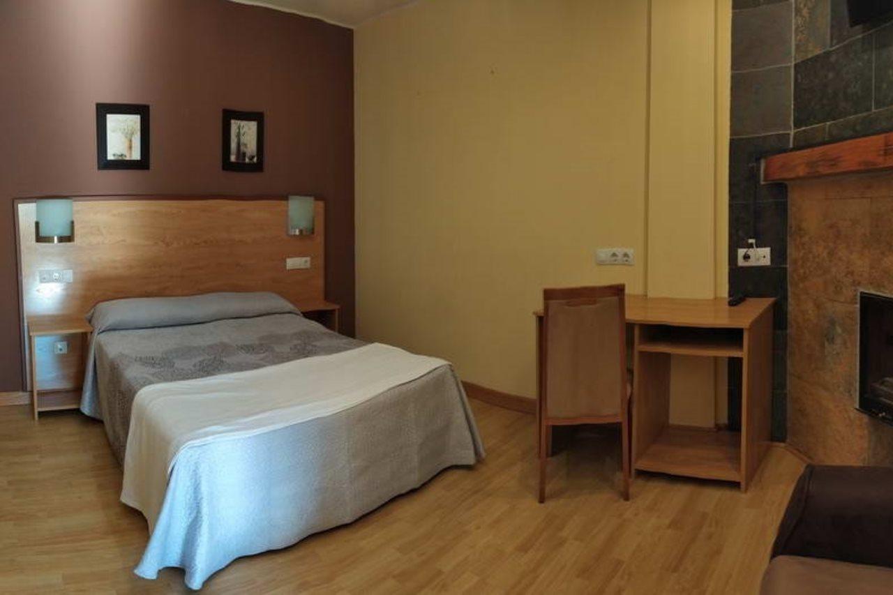 Hotel Santa Cristina Пола-де-Лена Екстер'єр фото
