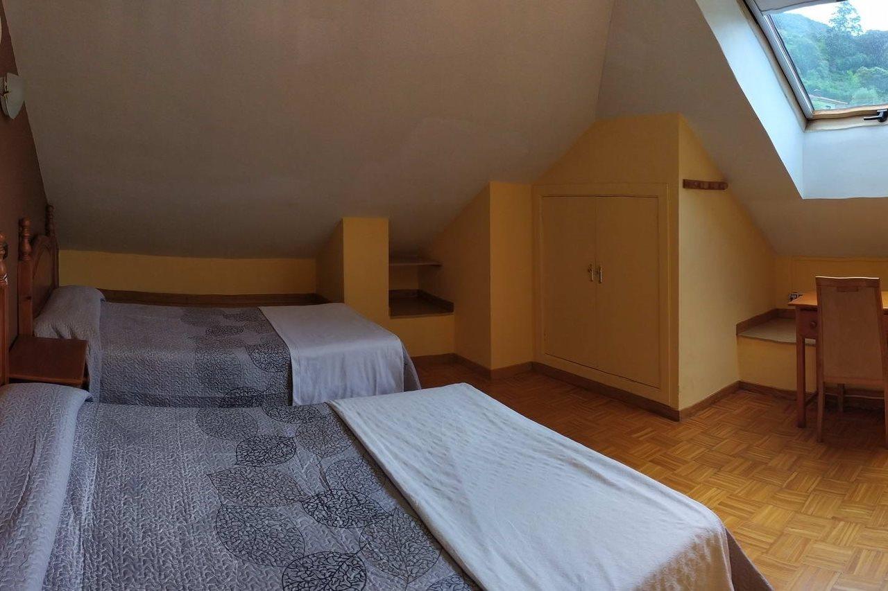 Hotel Santa Cristina Пола-де-Лена Екстер'єр фото